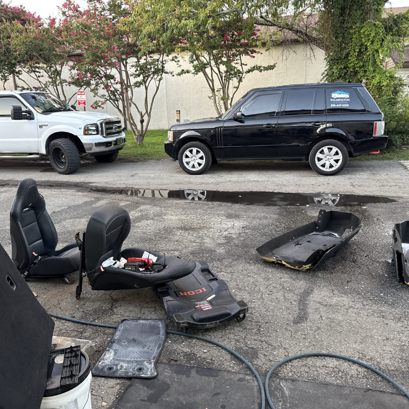Wilmington Auto Detail branded Range Rover on a mobile job